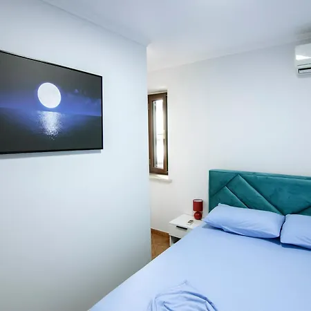 Apartment Urban Oasis Center