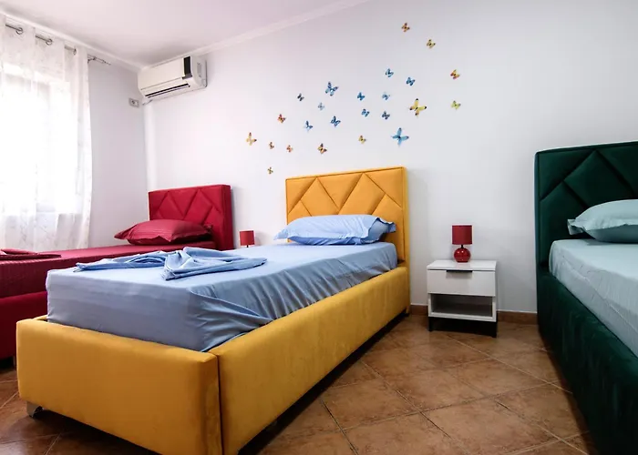 Urban Oasis Center Apartment *