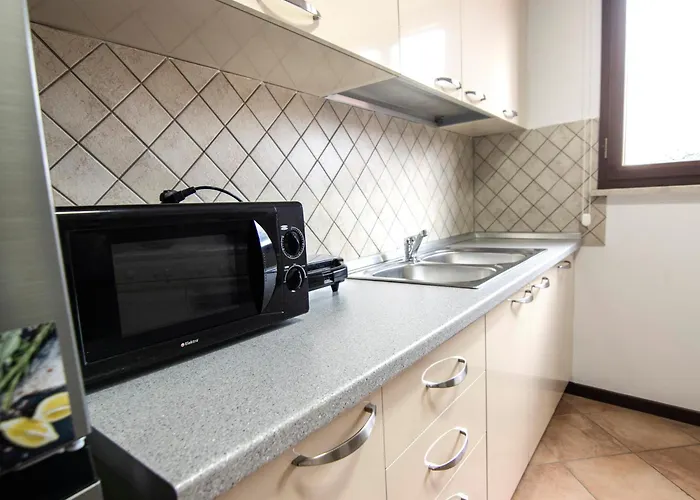 Urban Oasis Center Apartment *